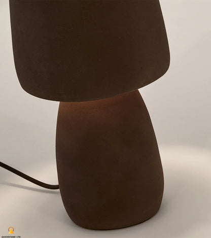Isak table lamp